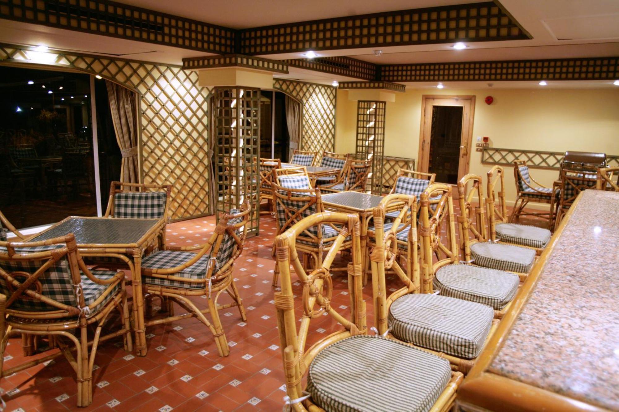 Moevenpick Prince Abbas Lake Nasser Cruise, Every Monday Four Nights From Aswan, Every Friday Three Nights From Abu-Simbel - Including Excursions And Sightseeing Exterior foto